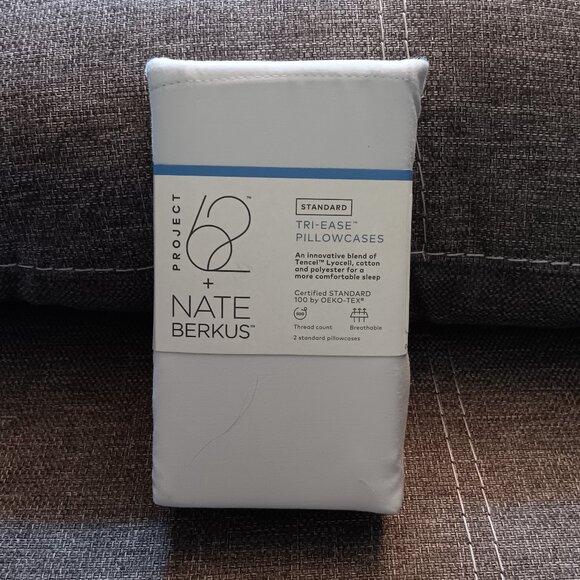 Project 62 + Nate Berkus Tri-Ease Pillowcase Set (Silver color) - Picture 1 of 8